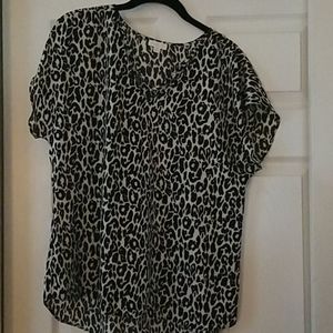 COPY - NEW Womens leopard print short sleeve top